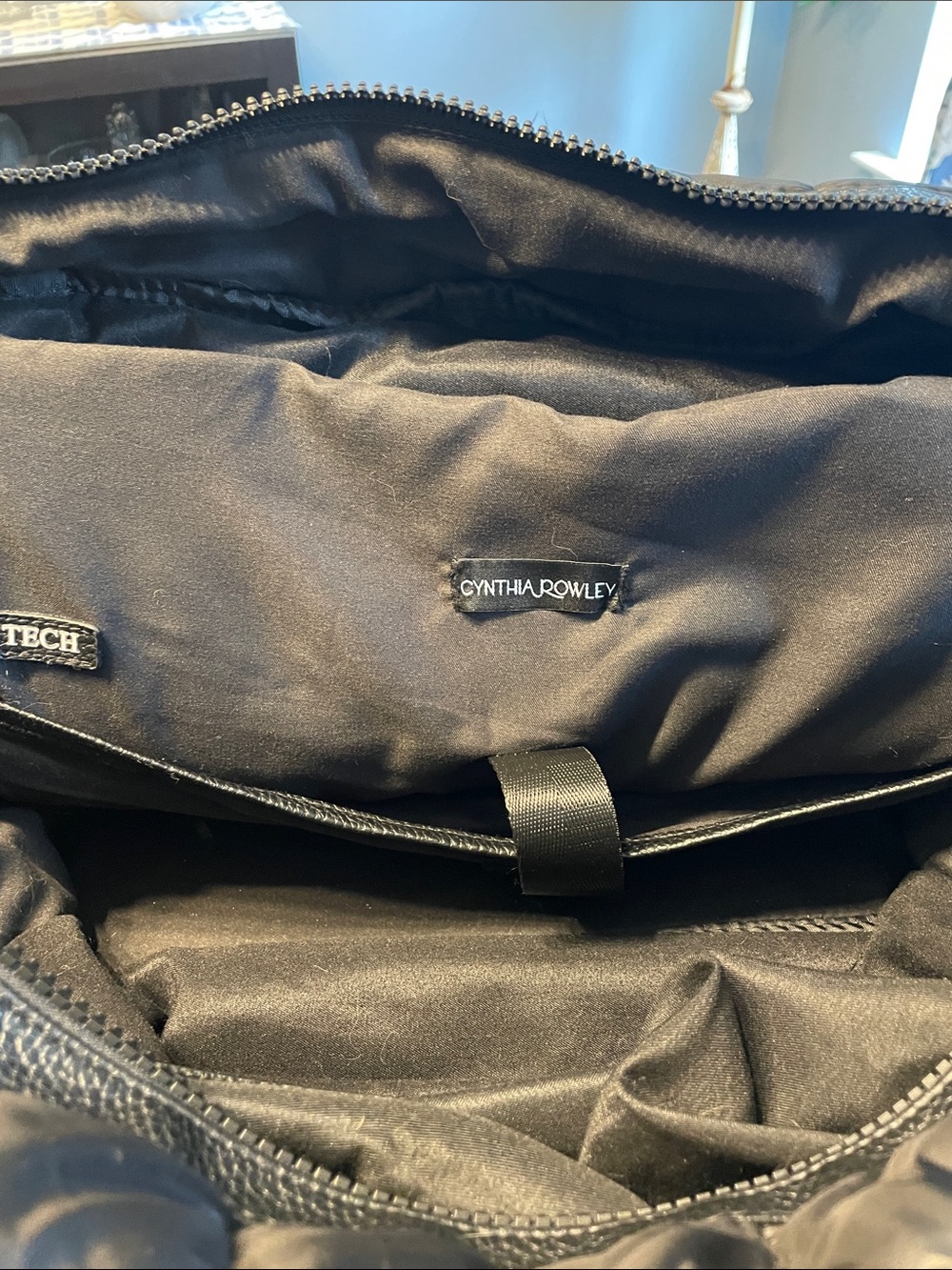 Cynthia Rowley Black Quilted Travel Tote Bag - Picture 7 of 10